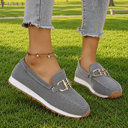 Wearbella – The Loafer That Doesn't Look Like Comfort Shoes