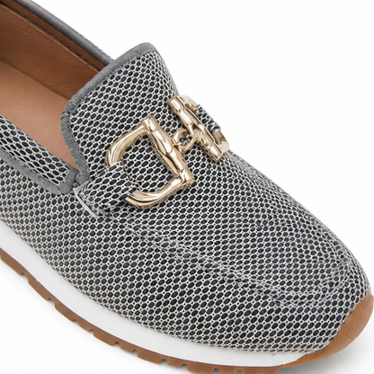 Wearbella – The Loafer That Doesn't Look Like Comfort Shoes