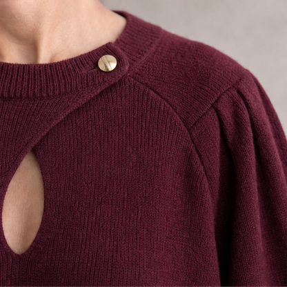 Keyhola – Teardrop Cutout Lantern Sleeve Knit Top