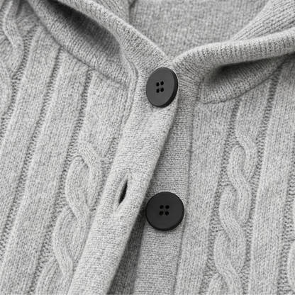 Cablette – Strikket cardigan med hætte og snoninger